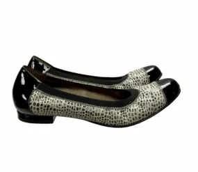 Anyi Lu Cobblestone Print Cate Elastic Ballet Flats Shoes Size 38.5