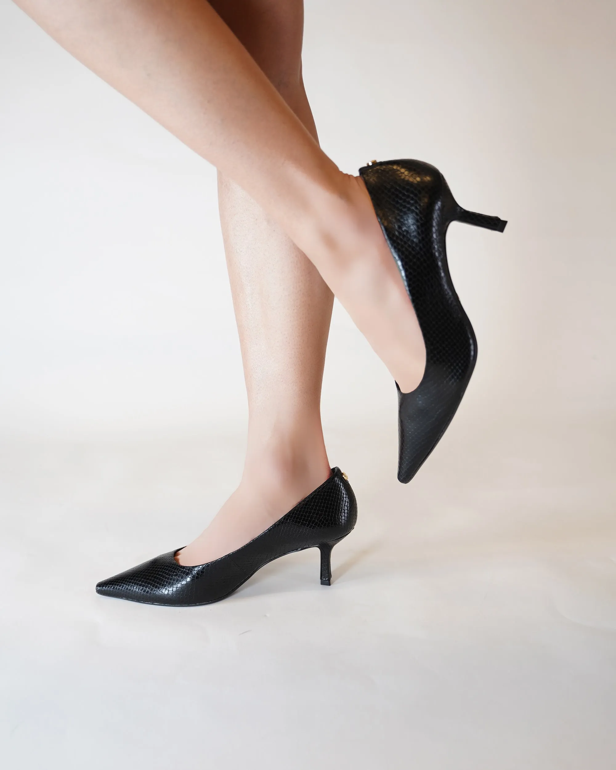 Black Croc Embossed Leather Pump
