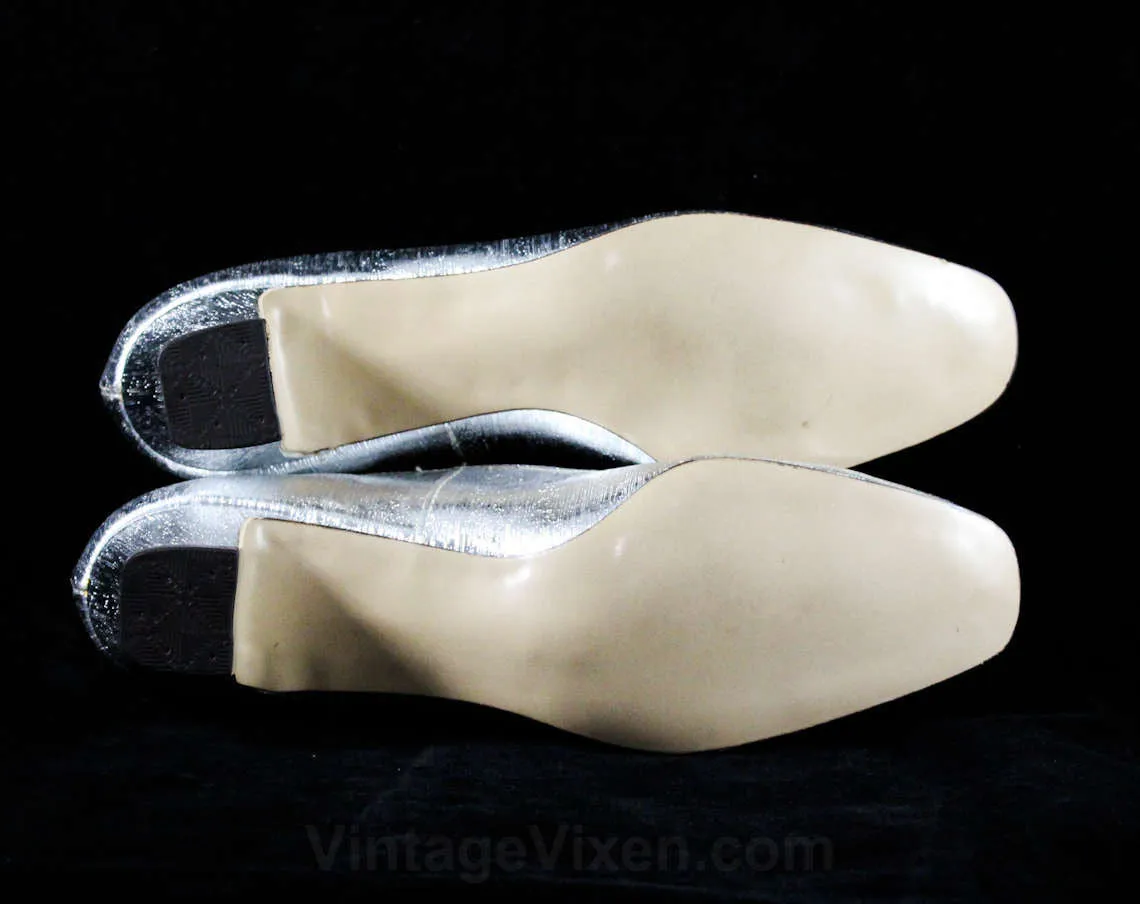 Size 6 Sparkling Silver Shoes - 1960s Metallic Evening Heels - 60s Pumps - Fine Metallic Texture - Formal 60's Deadstock - 6M Medium Width